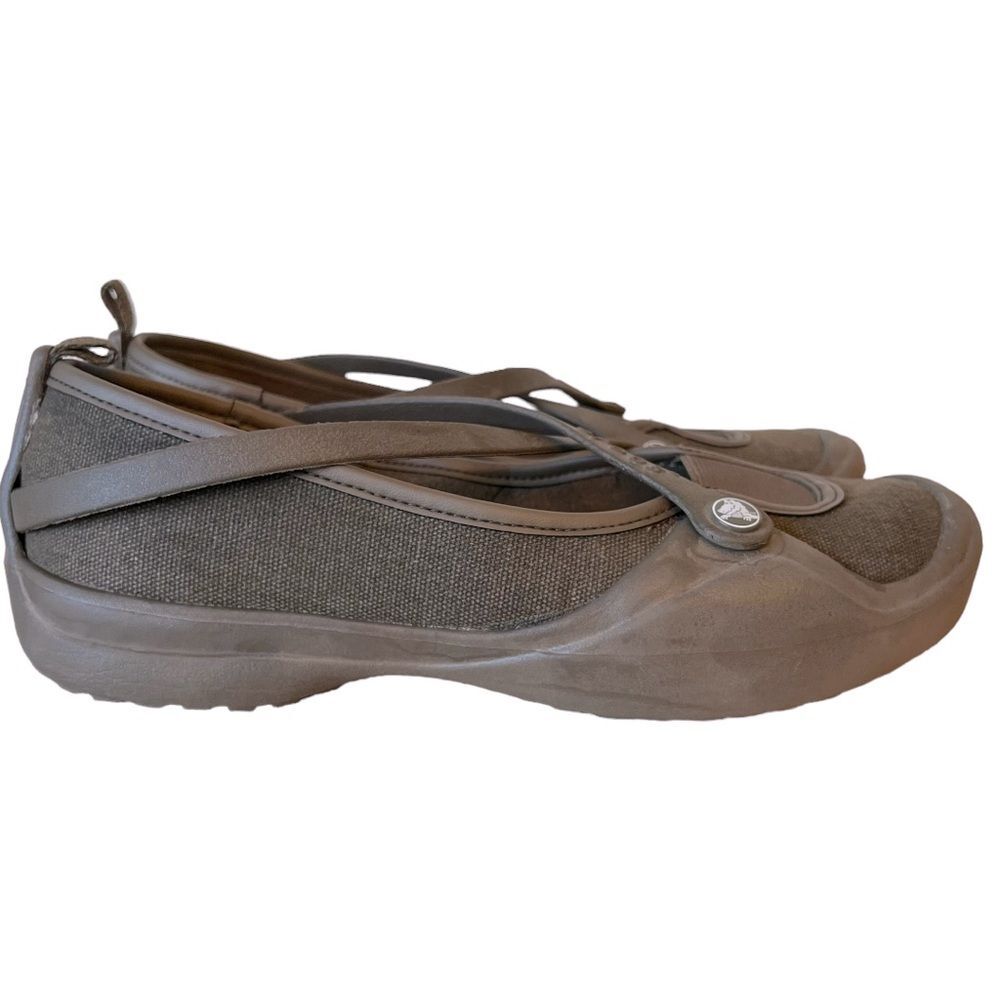 CROCS CELESTE Mary Jane Size 7 Brown Criss Cross Strap Mary Jane Slip On Shoes
